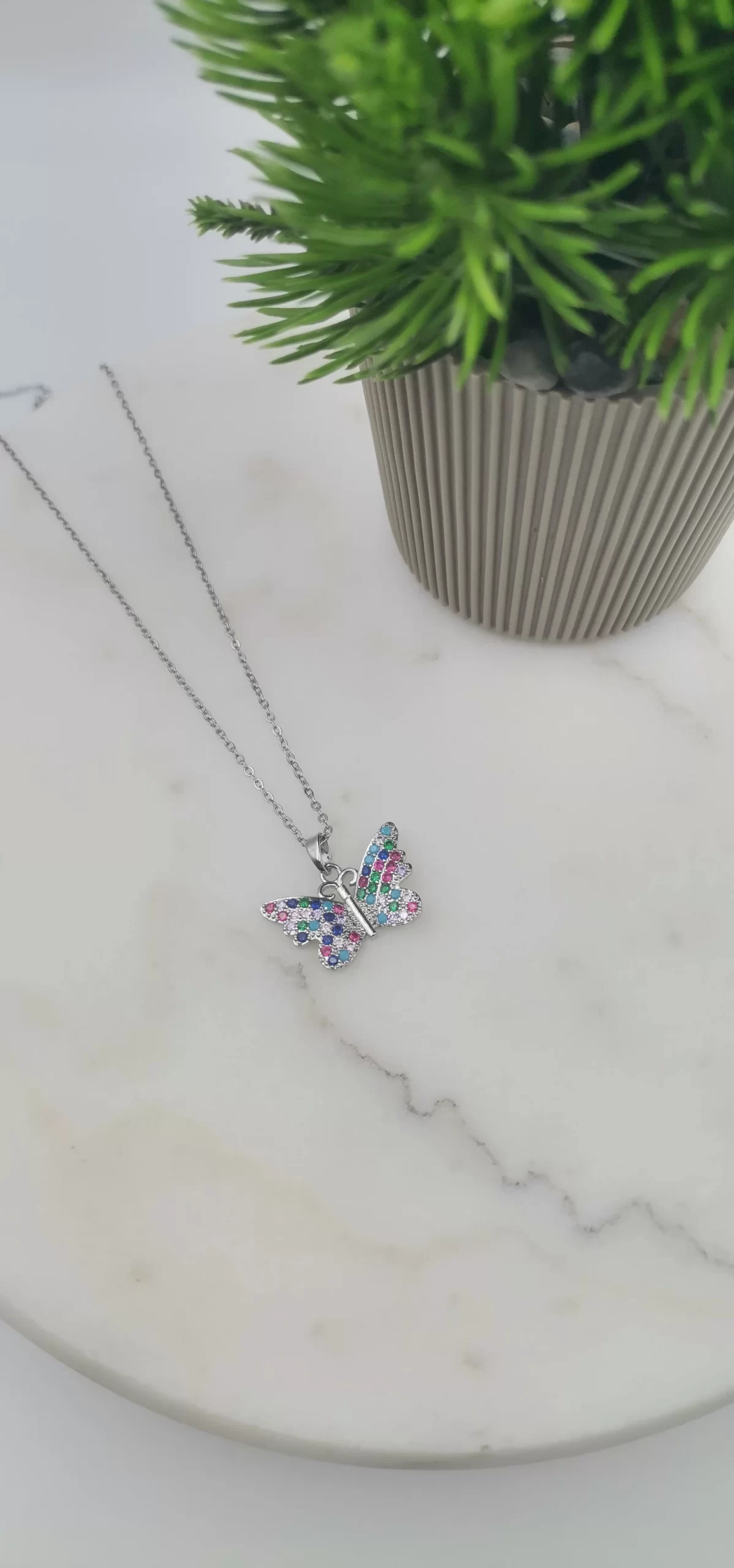 Çelik Kelebek Kolye